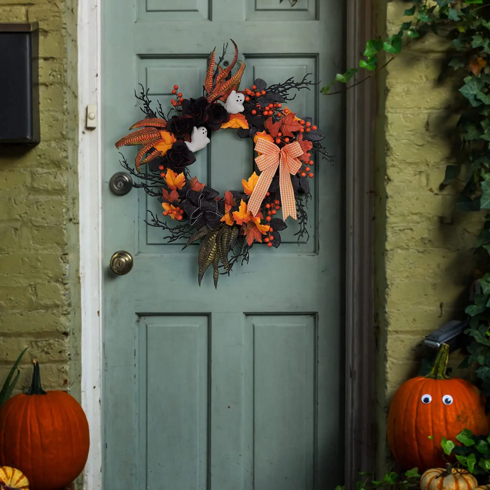 Halloween Ghost Wreath - Image 3